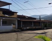 Casa com 3 dormitórios - Santo Aleixo - 