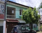 Casa com 3 dormitórios - Centro - 